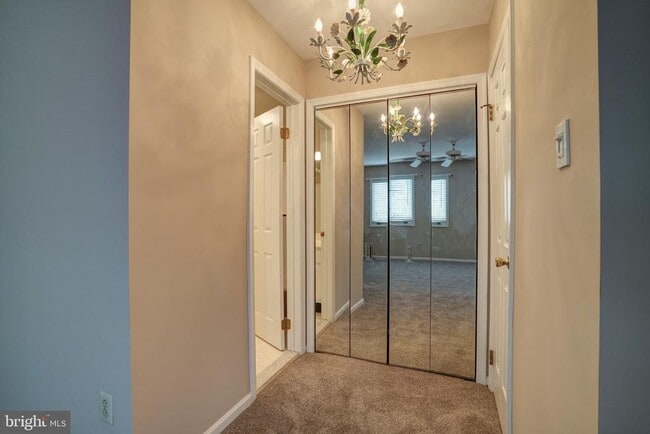 Building Photo - 71 Amity Dr