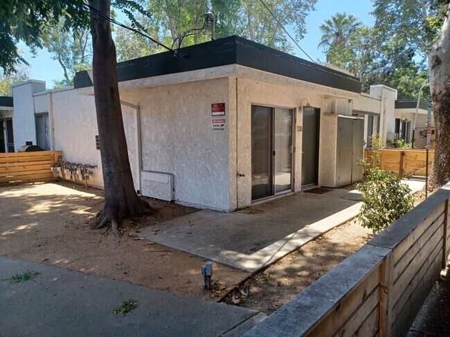 Building Photo - Individual Bungalows: All 1 bedroom/ 1 bat...