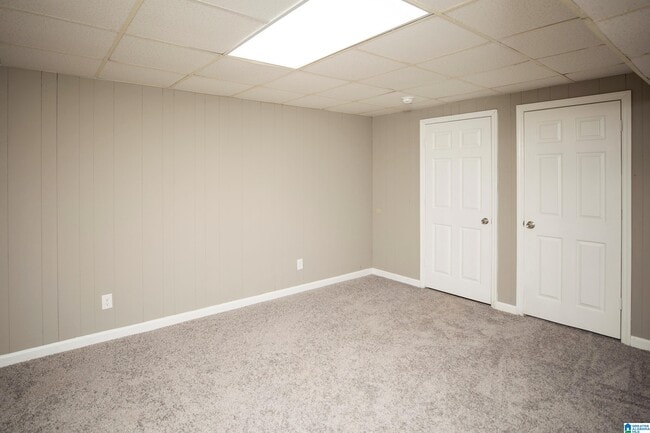 Building Photo - 3142 Sleepy Hollow Dr