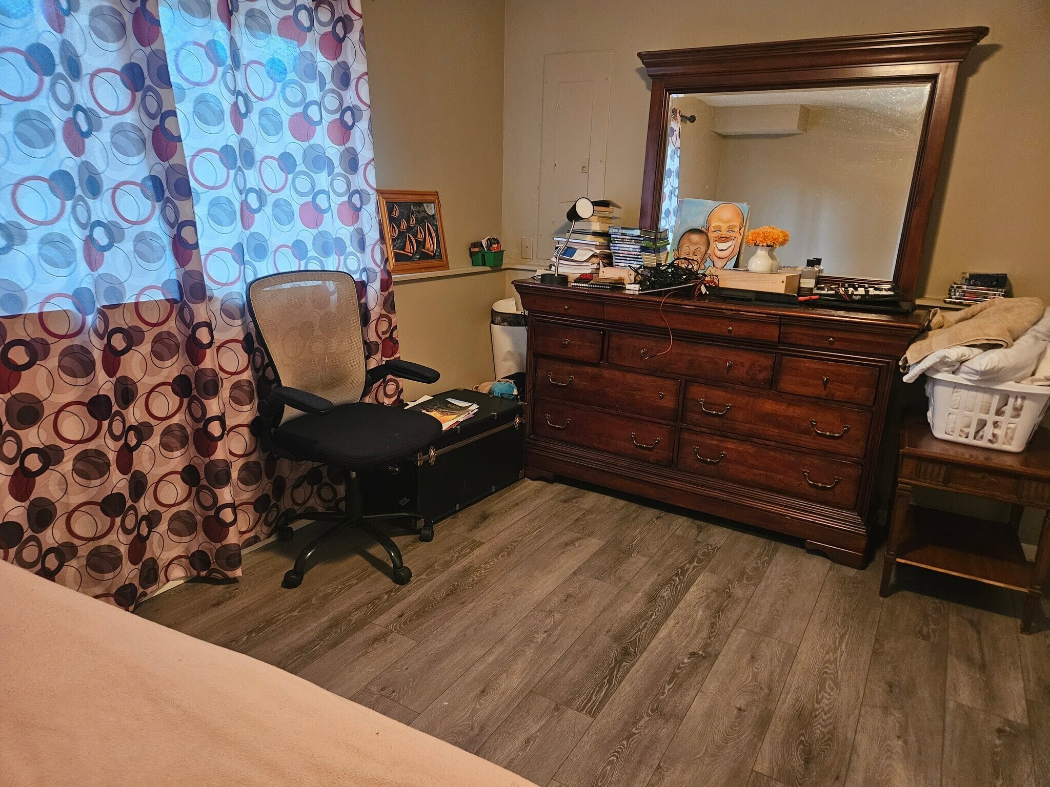 Building Photo - 10259 Englewood Dr