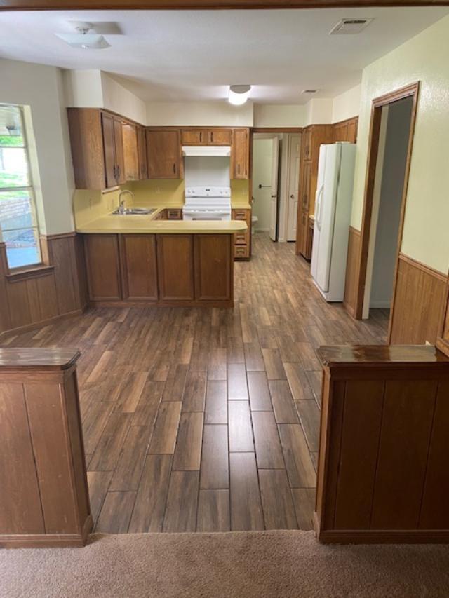 Building Photo - 827 Cliffside Dr