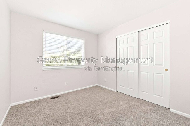 Building Photo - 2230 Andrew Dr