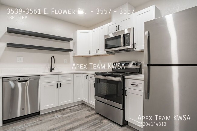 Primary Photo - $1045-Contemporary 1 Bed | 1 Bath Unit in ...