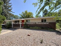 Building Photo - 740 37th St