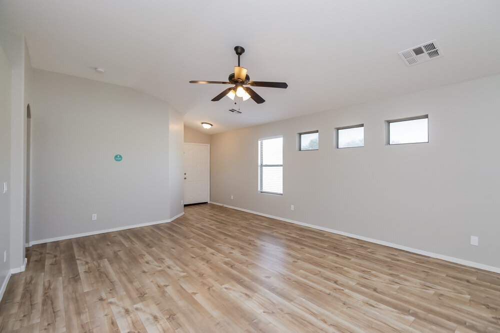 Building Photo - 1244 W Mesquite Tree Ln