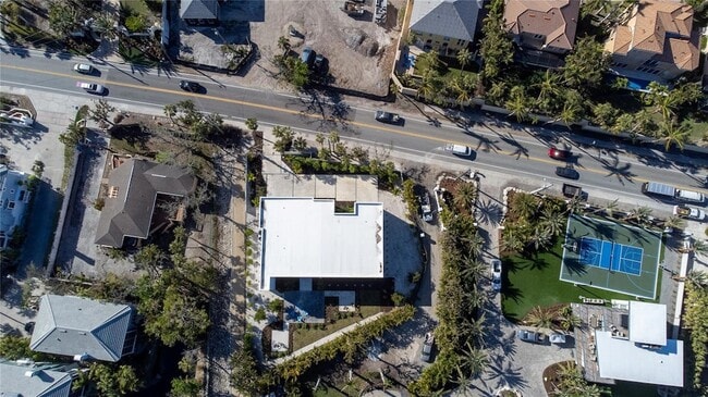 Building Photo - 3939 Higel Ave