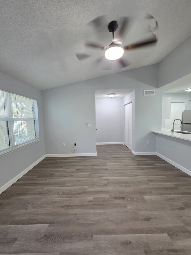 Building Photo - 12591 Equestrian Cir