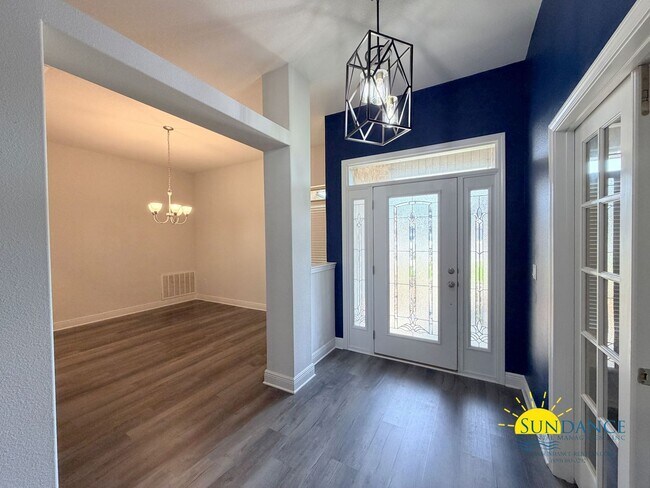 Building Photo - 5722 Marigold Loop