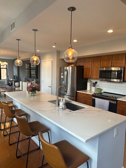 Building Photo - 400 Massachusetts Ave NW