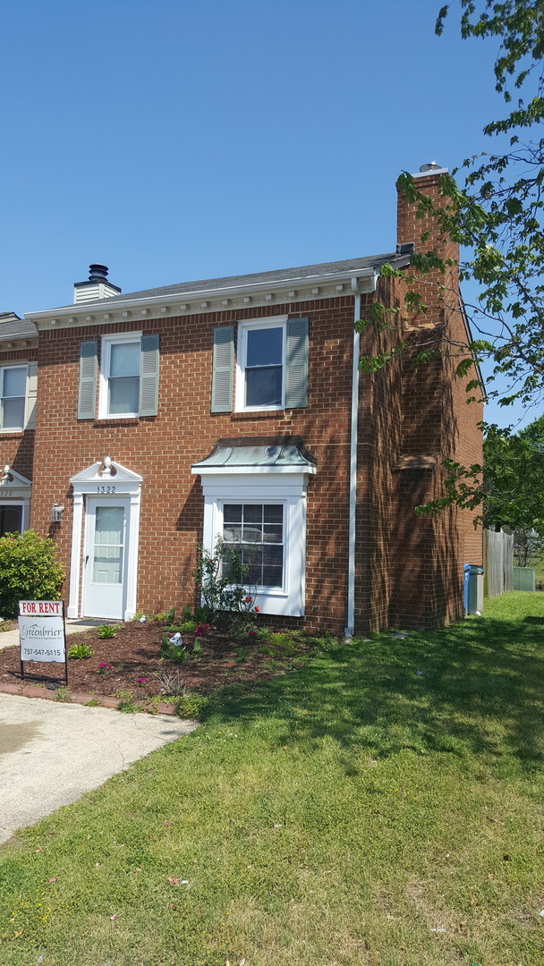 Primary Photo - End unit Townhome located in Greenbrier