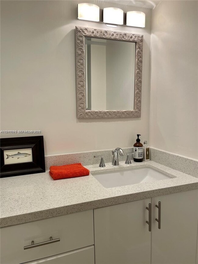 Building Photo - 8400 Byron Ave