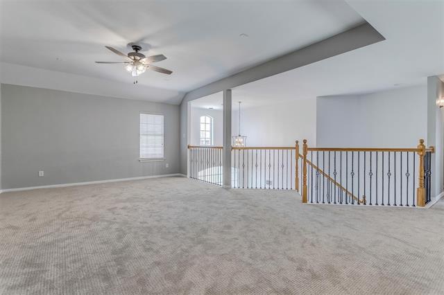 Building Photo - 817 Rushmore Dr