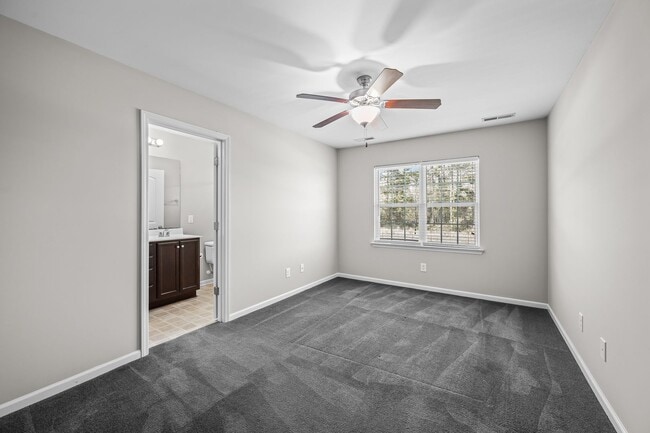 Building Photo - 525 Oyster Rock Ln