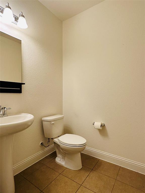 Building Photo - 3308 De Torres Cir