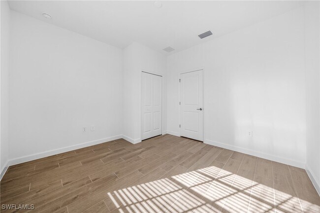 Building Photo - 14278 Winding Cedar Wy
