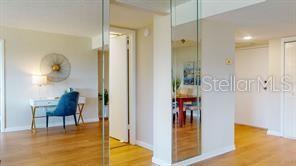 Building Photo - 1120 N Shore Dr NE