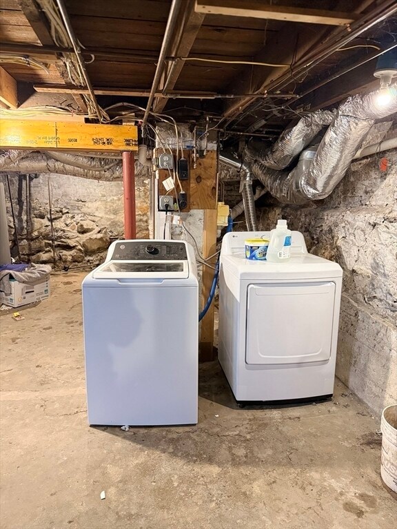 Building Photo - 55 Glenwood Rd