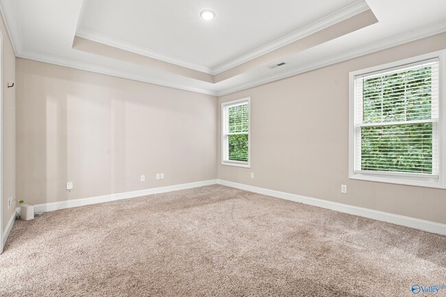 Building Photo - 6415 Flo Dr NW