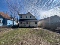 Building Photo - 3236 Graceland Ave