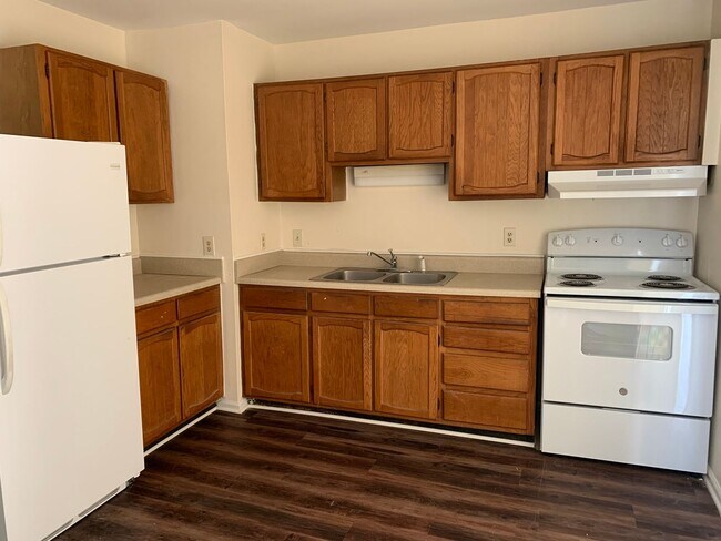 Building Photo - 4813