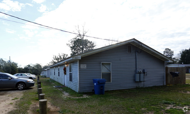 Primary Photo - Wahoo Haven Apartments