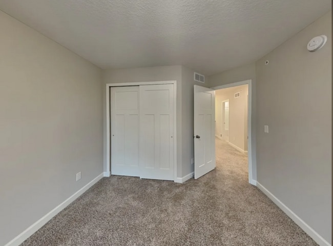 Building Photo - 1246 142nd St E