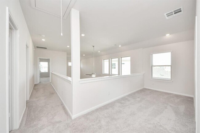Building Photo - 8006 Cypress Poplar Ct
