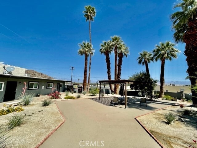 Building Photo - 36947 Melrose Dr