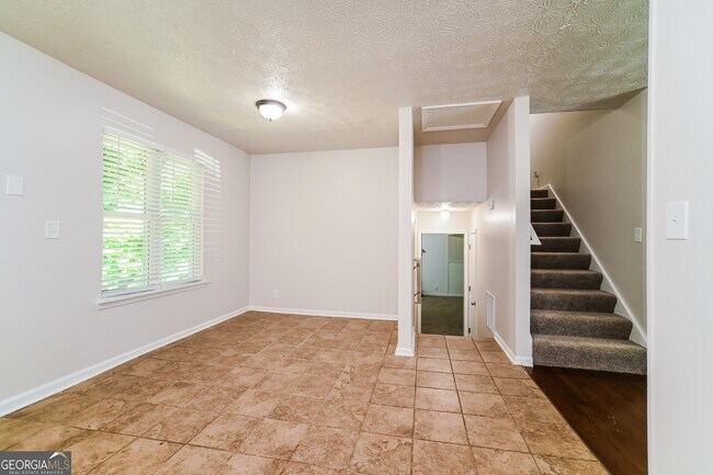 Building Photo - 5338 Olde St