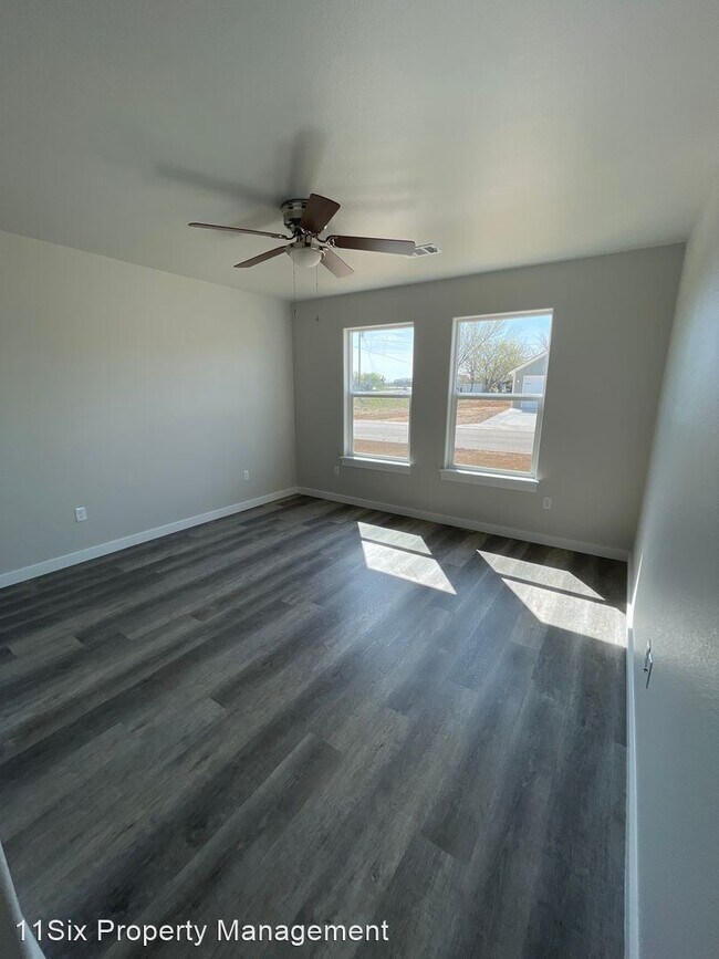 Building Photo - 4 br, 2 bath House - 129 Kat's Ave