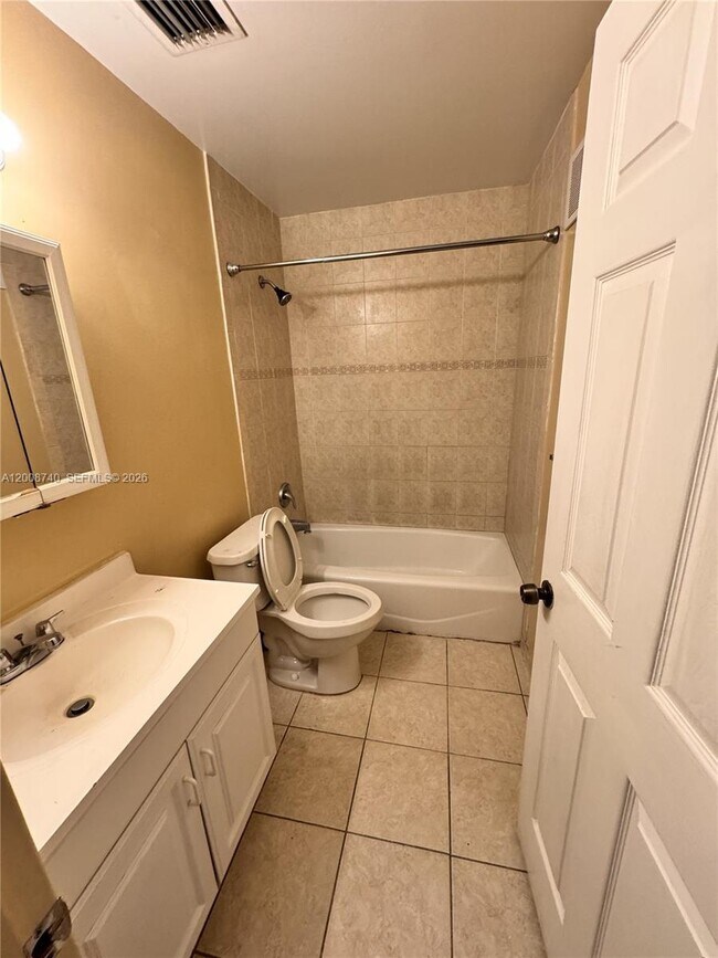 Building Photo - 28150 SW 142nd Ct