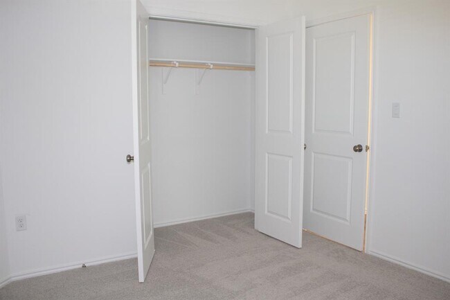 Building Photo - 203 Donnington Dr