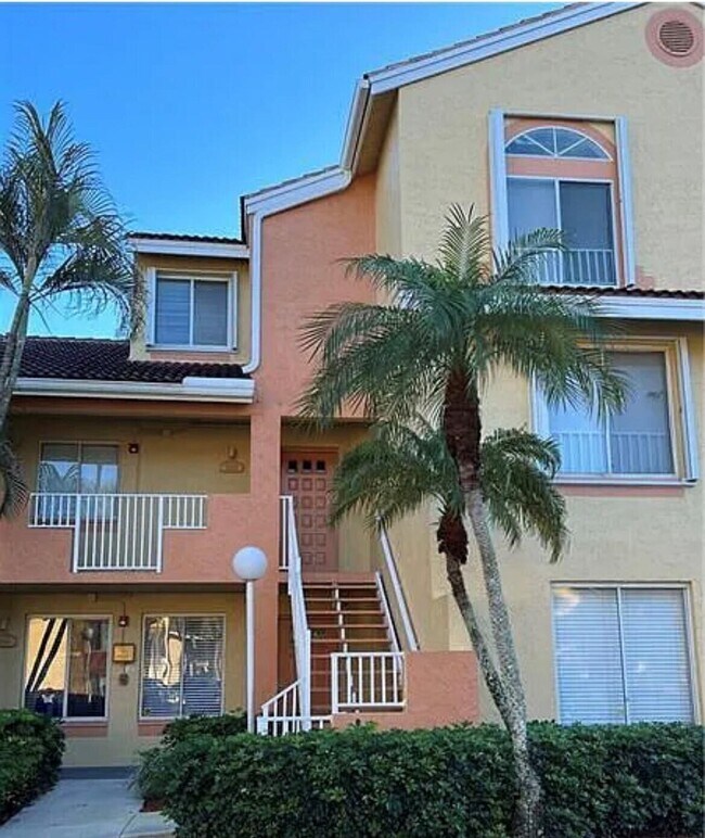 Primary Photo - 1200 Coral Club Dr