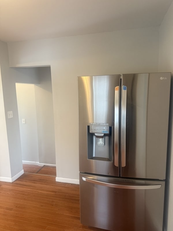 Building Photo - 14 Woodside Ave