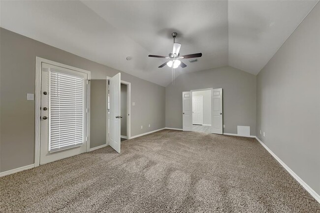 Building Photo - 8019 Malardcrest Dr