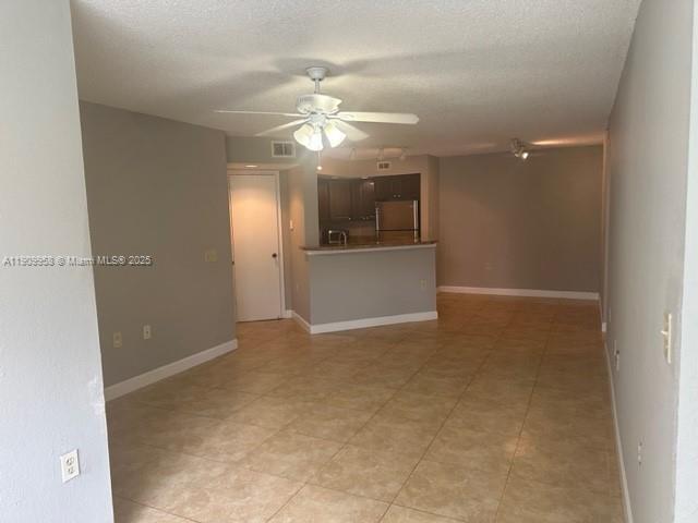 Building Photo - 12870 Vista Isles Dr