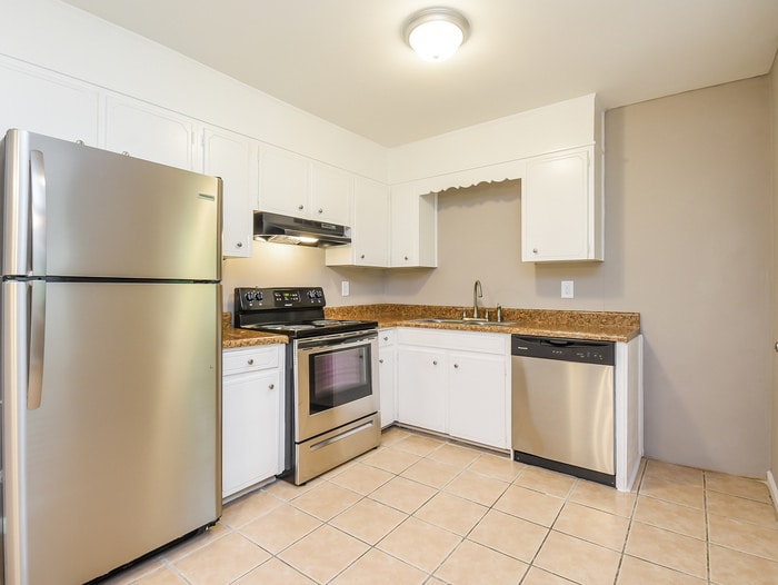 Building Photo - 1344 4th Way NW