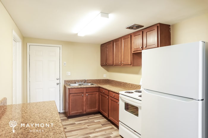 Building Photo - 9915 Campus Ave