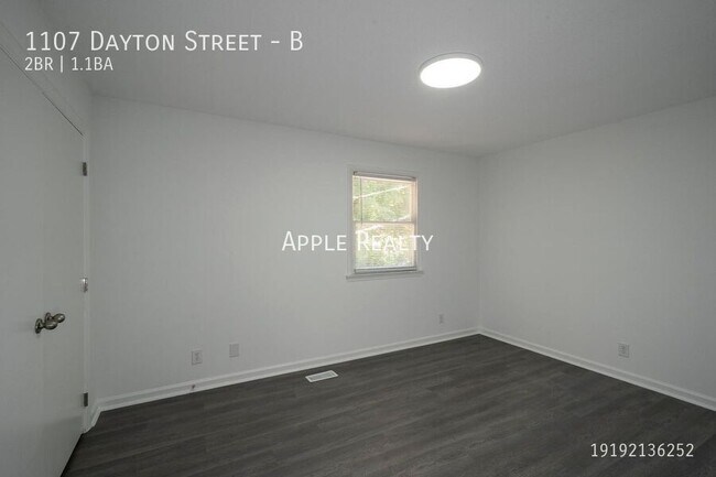 Building Photo - 1107 Dayton St