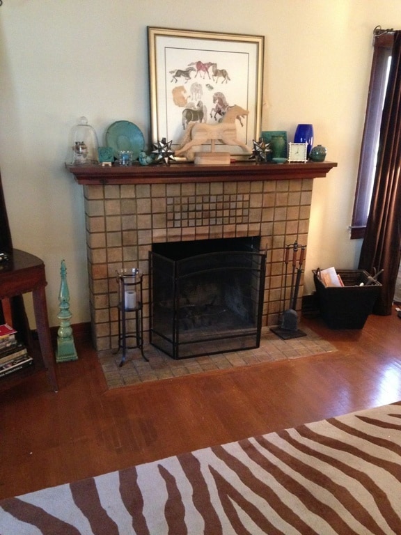 Original Batchelder fireplace. - 862 Allen Ave