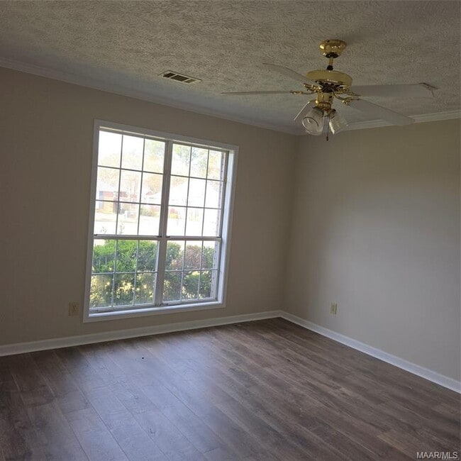 Building Photo - 110 Dellwood Ct