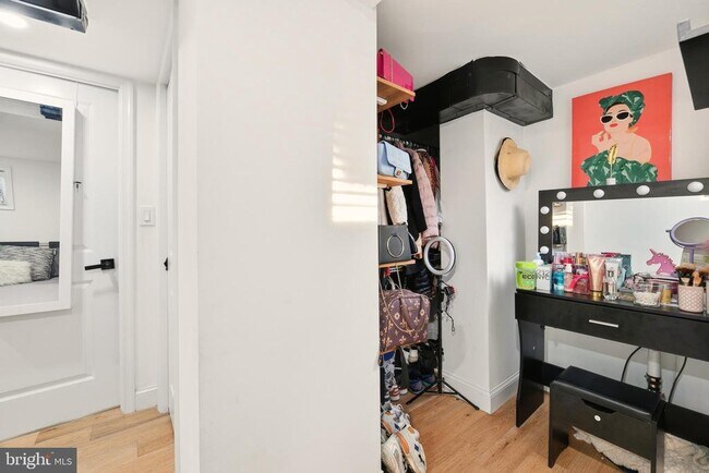 Building Photo - 5113 4th St NW