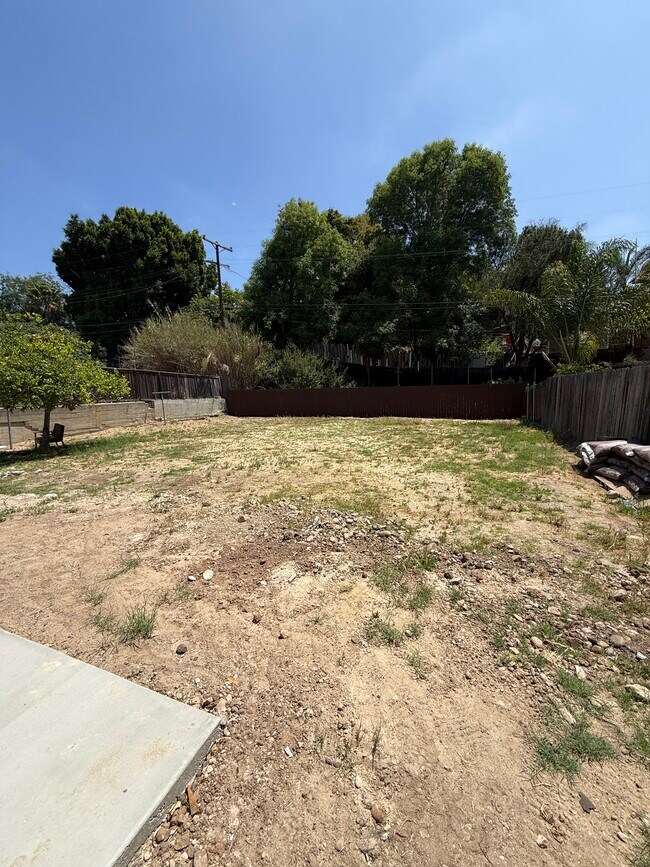 Building Photo - 4293 College Ave