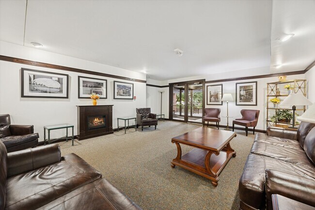 Building Photo - 801 79th St