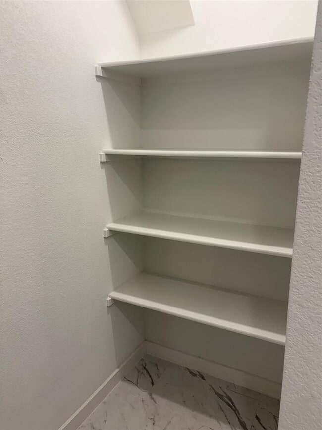 Building Photo - 200 Dycus Bnd