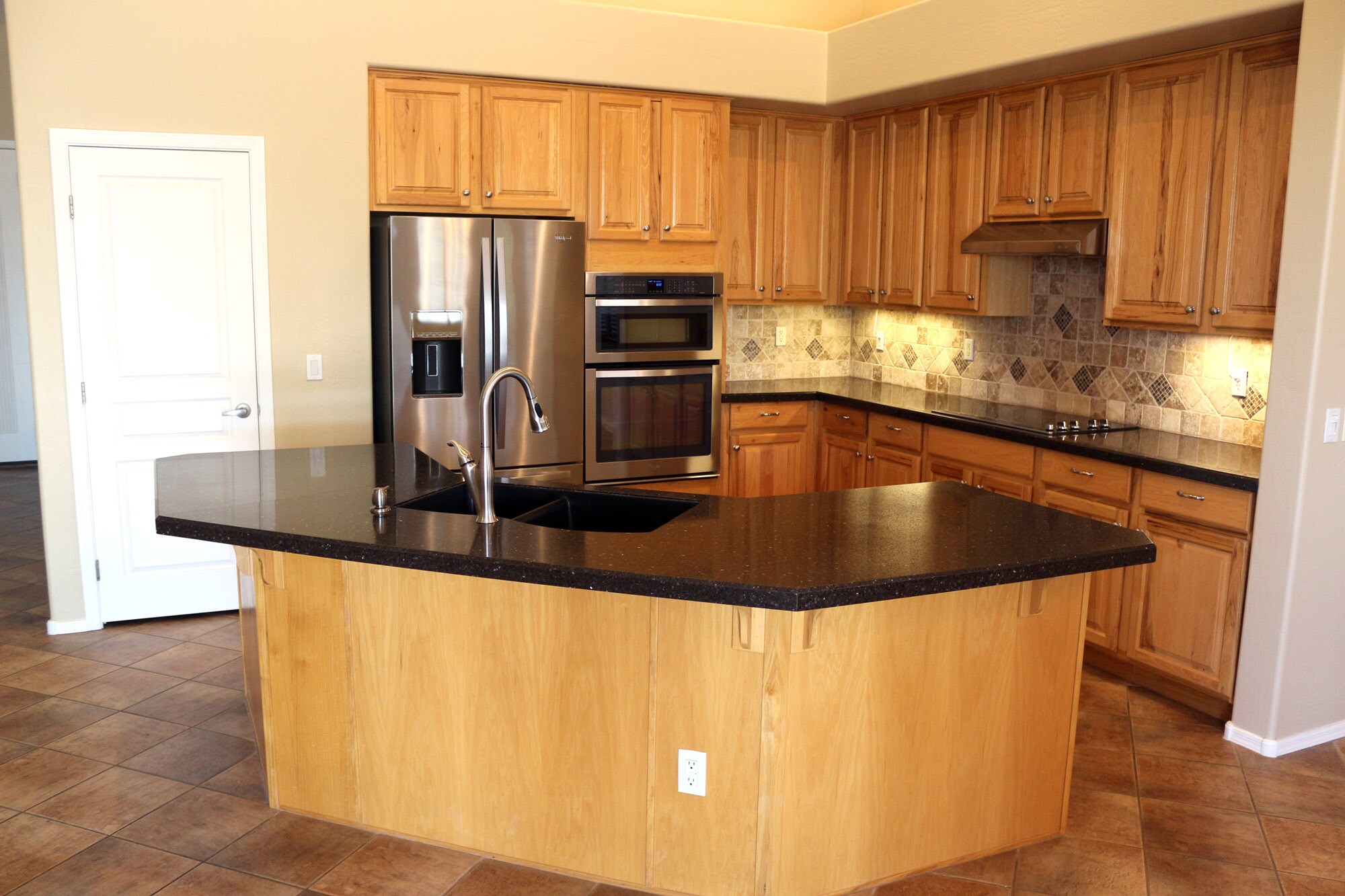 Kitchen - 4629 E Thunder Hawk Rd