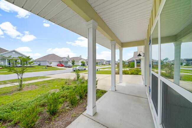 Building Photo - 464 Eagle Lake Wy