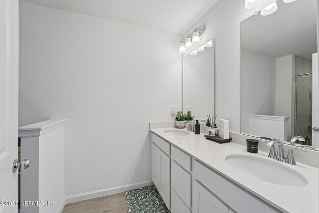 Building Photo - 2160 Windward Cay Ln