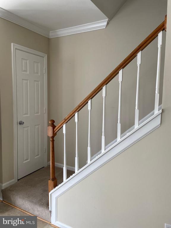 Building Photo - 7140 Westfield Ct