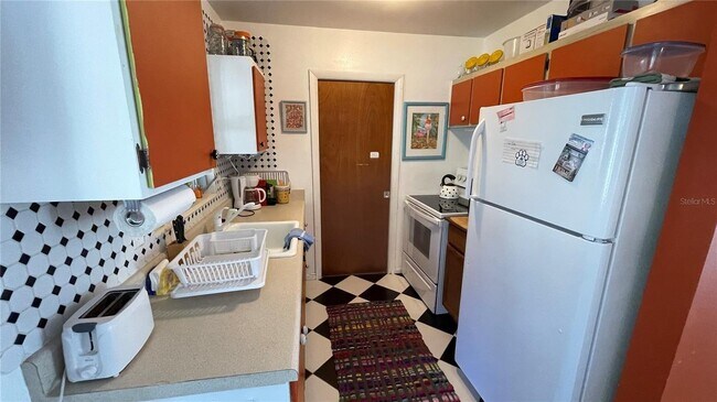 Building Photo - 3828 Hawkeye Cir
